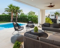 Wiederverkauf - Villa - Marbella - Nueva Andalucía