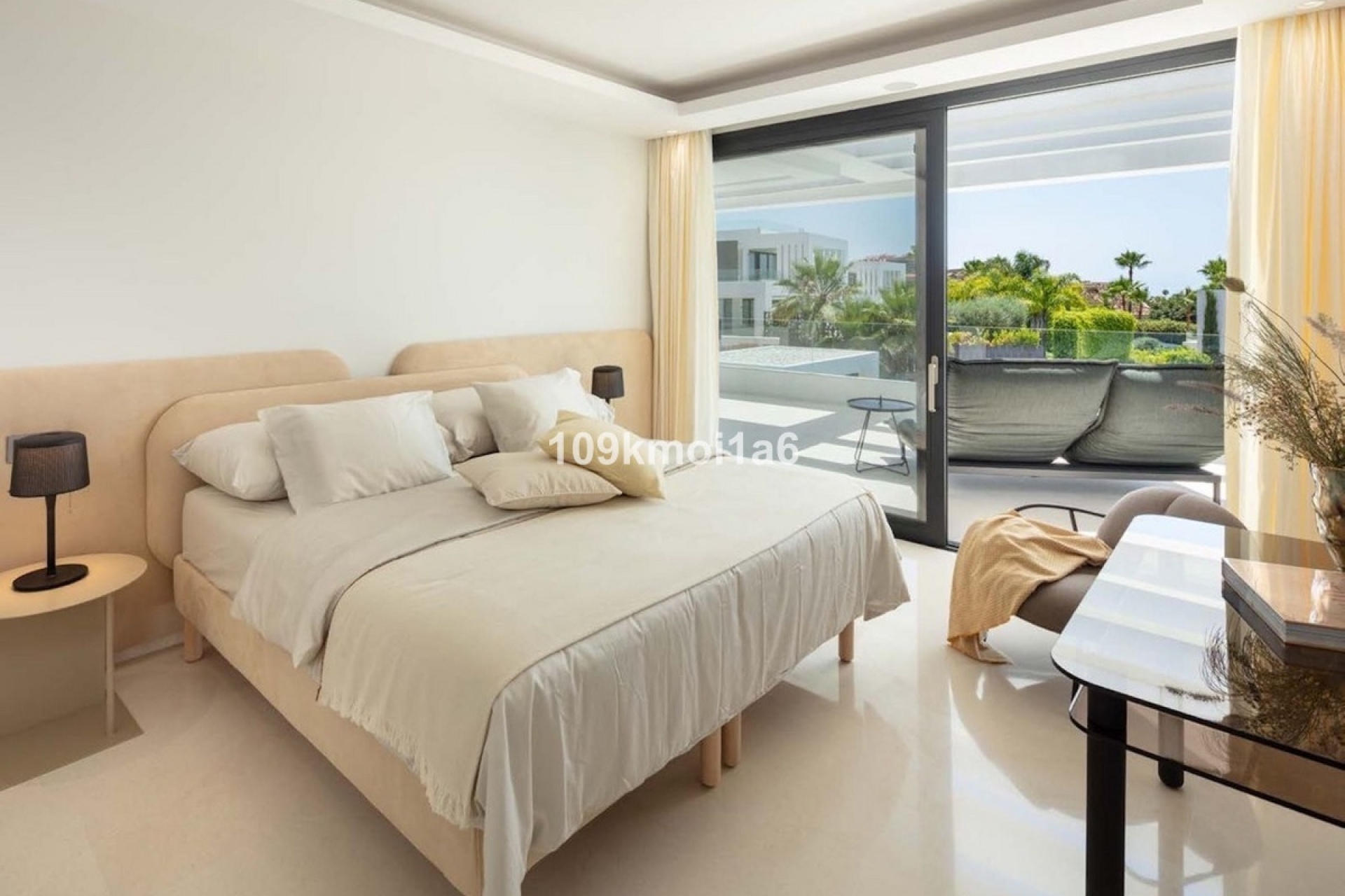 Wiederverkauf - Villa - Marbella - Nueva Andalucía