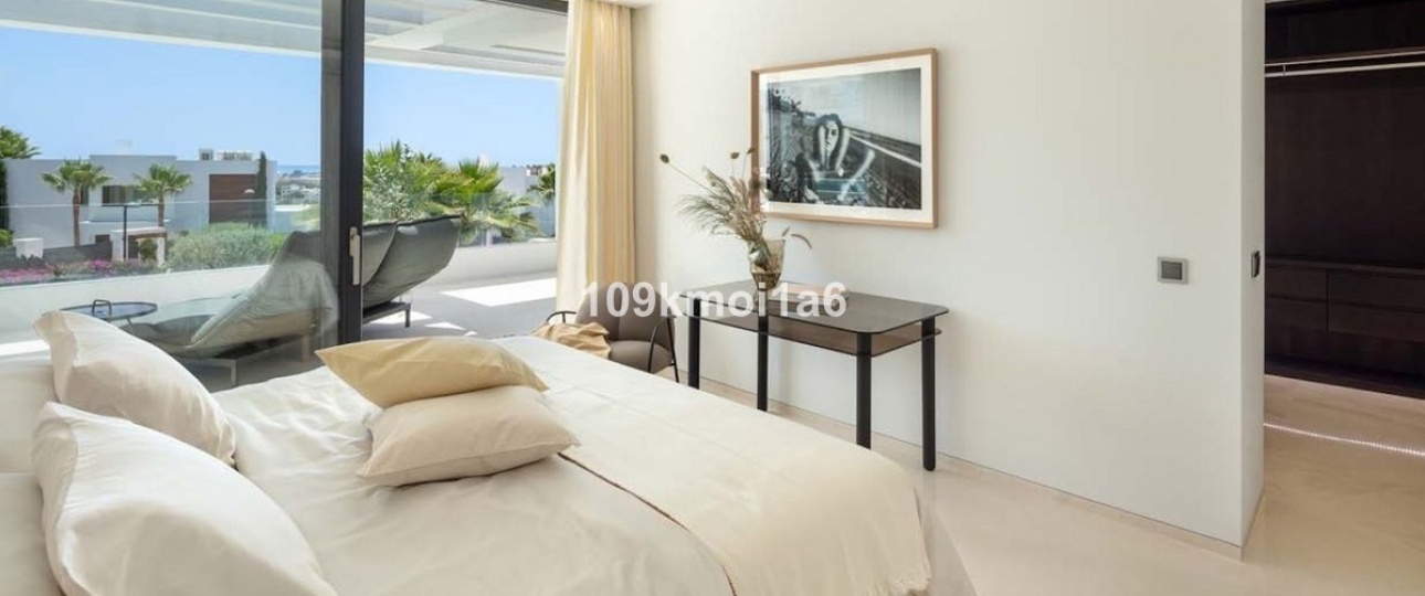Wiederverkauf - Villa - Marbella - Nueva Andalucía