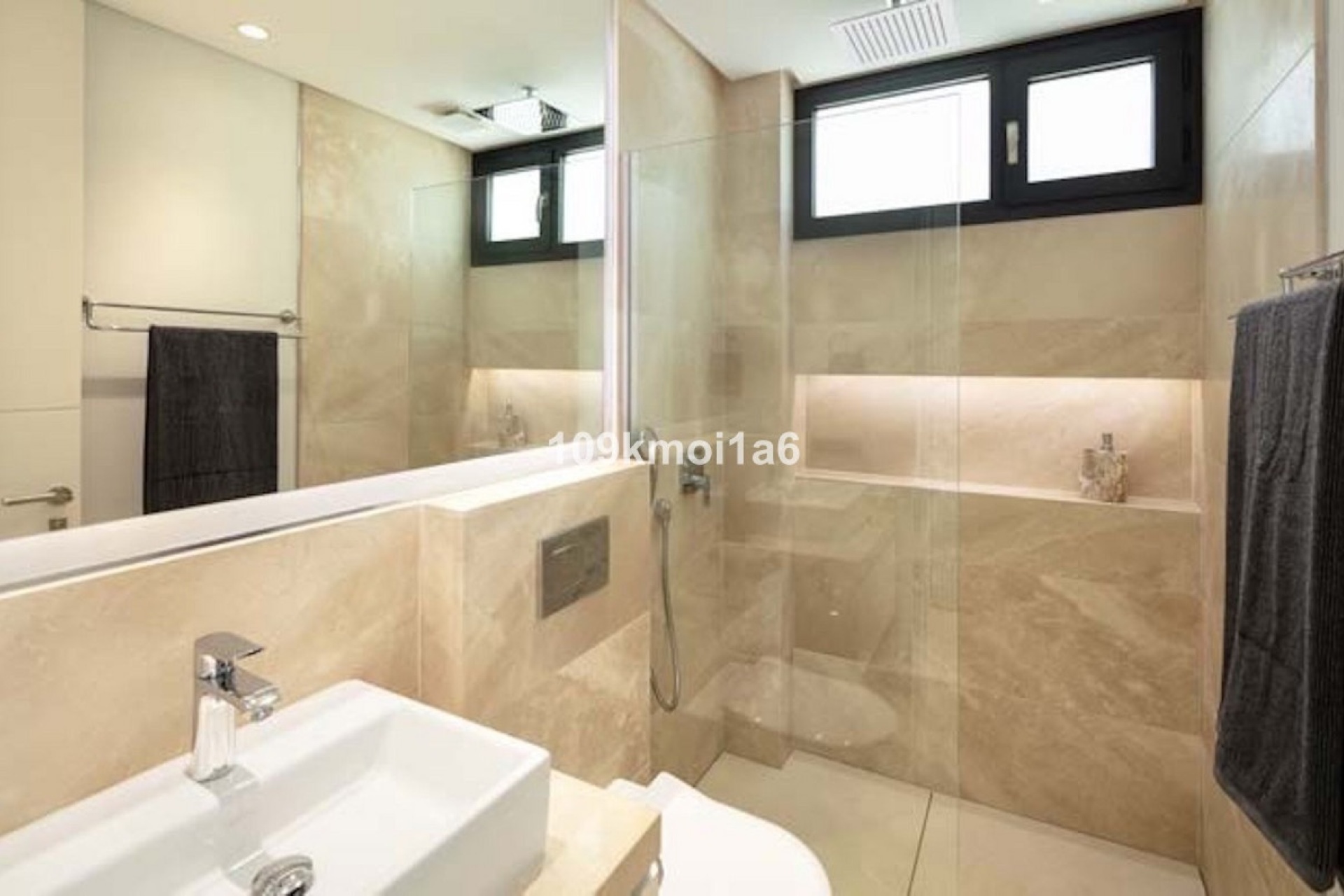 Wiederverkauf - Villa - Marbella - Nueva Andalucía