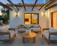 Wiederverkauf - Villa - Marbella - Nueva Andalucía