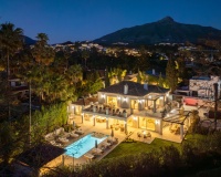 Wiederverkauf - Villa - Marbella - Nueva Andalucía