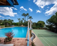 Wiederverkauf - Villa - Marbella - Nueva Andalucía