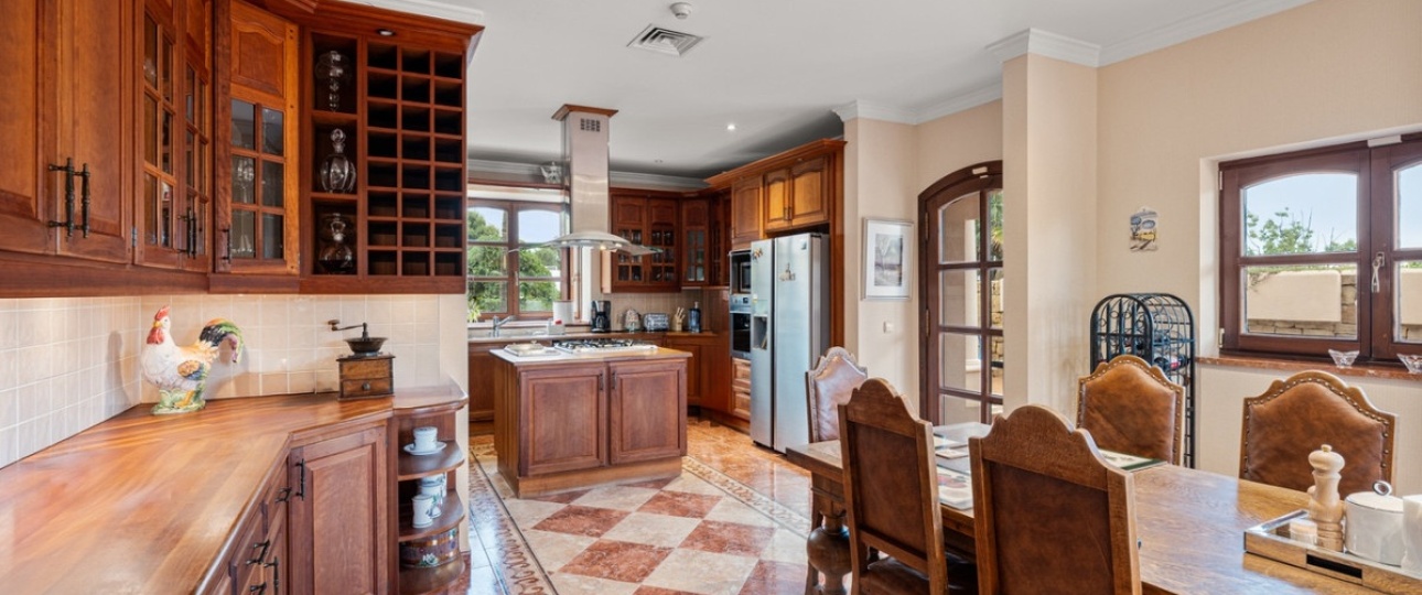 Wiederverkauf - Villa - Marbella - Nueva Andalucía