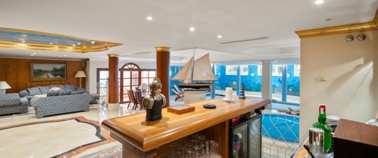 Wiederverkauf - Villa - Marbella - Nueva Andalucía