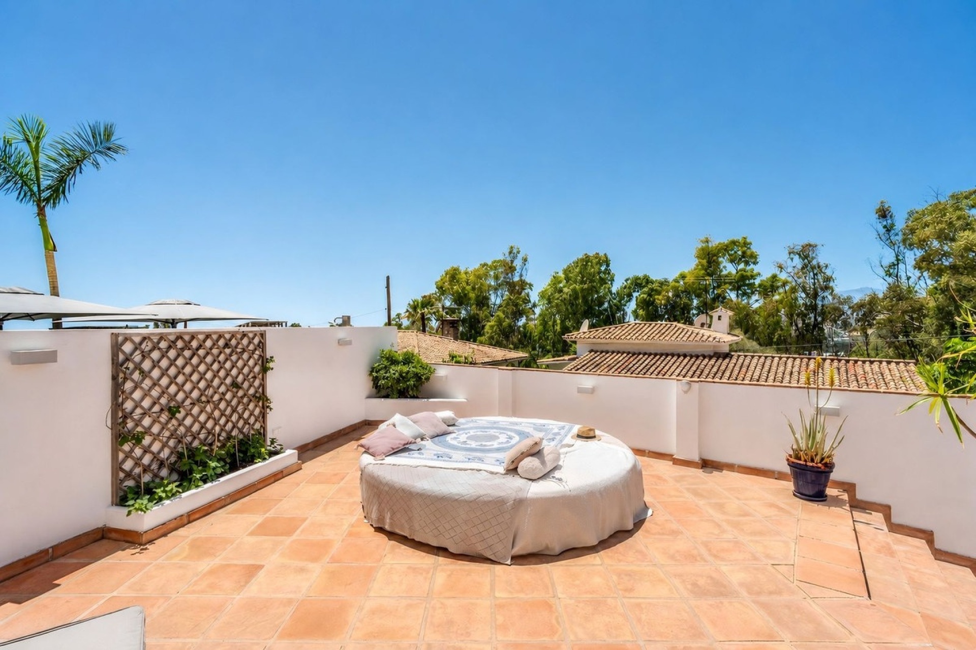 Wiederverkauf - Villa - Marbella - Nueva Andalucía