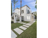 Wiederverkauf - Villa - Marbella - Nueva Andalucía