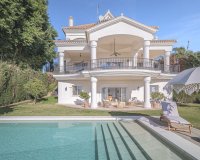 Wiederverkauf - Villa - Marbella - Nueva Andalucía