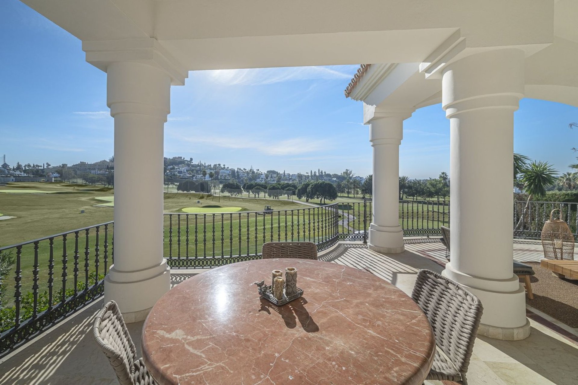 Wiederverkauf - Villa - Marbella - Nueva Andalucía