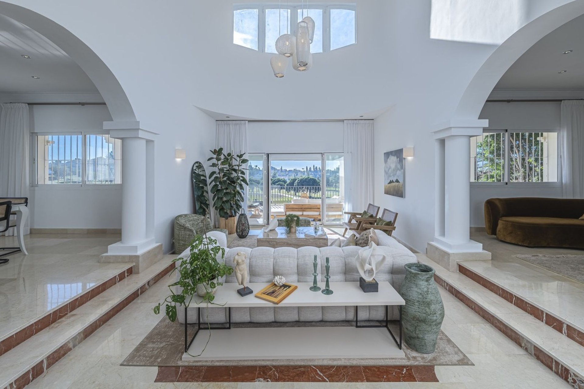 Wiederverkauf - Villa - Marbella - Nueva Andalucía