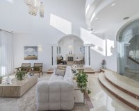 Wiederverkauf - Villa - Marbella - Nueva Andalucía