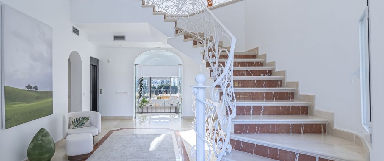 Wiederverkauf - Villa - Marbella - Nueva Andalucía