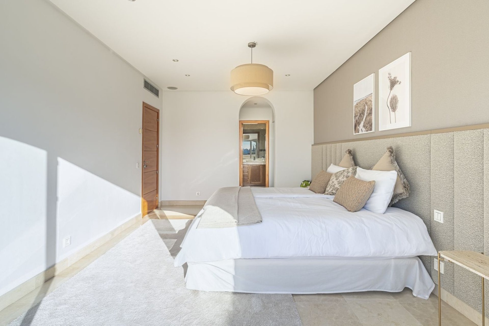 Wiederverkauf - Villa - Marbella - Nueva Andalucía