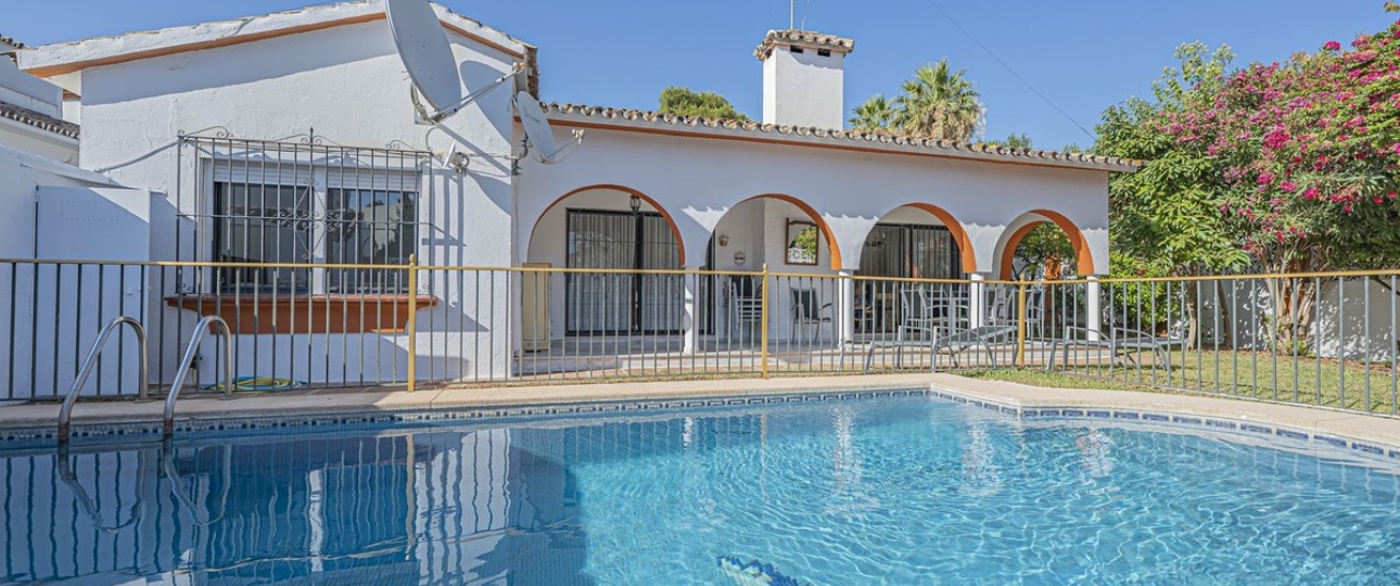 Wiederverkauf - Villa - Marbella - Nueva Andalucía