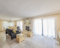 Wiederverkauf - Villa - Marbella - Nueva Andalucía