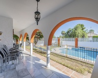 Wiederverkauf - Villa - Marbella - Nueva Andalucía