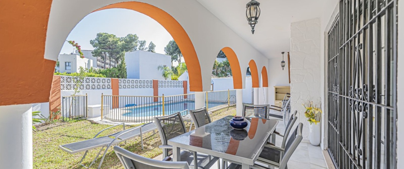 Wiederverkauf - Villa - Marbella - Nueva Andalucía