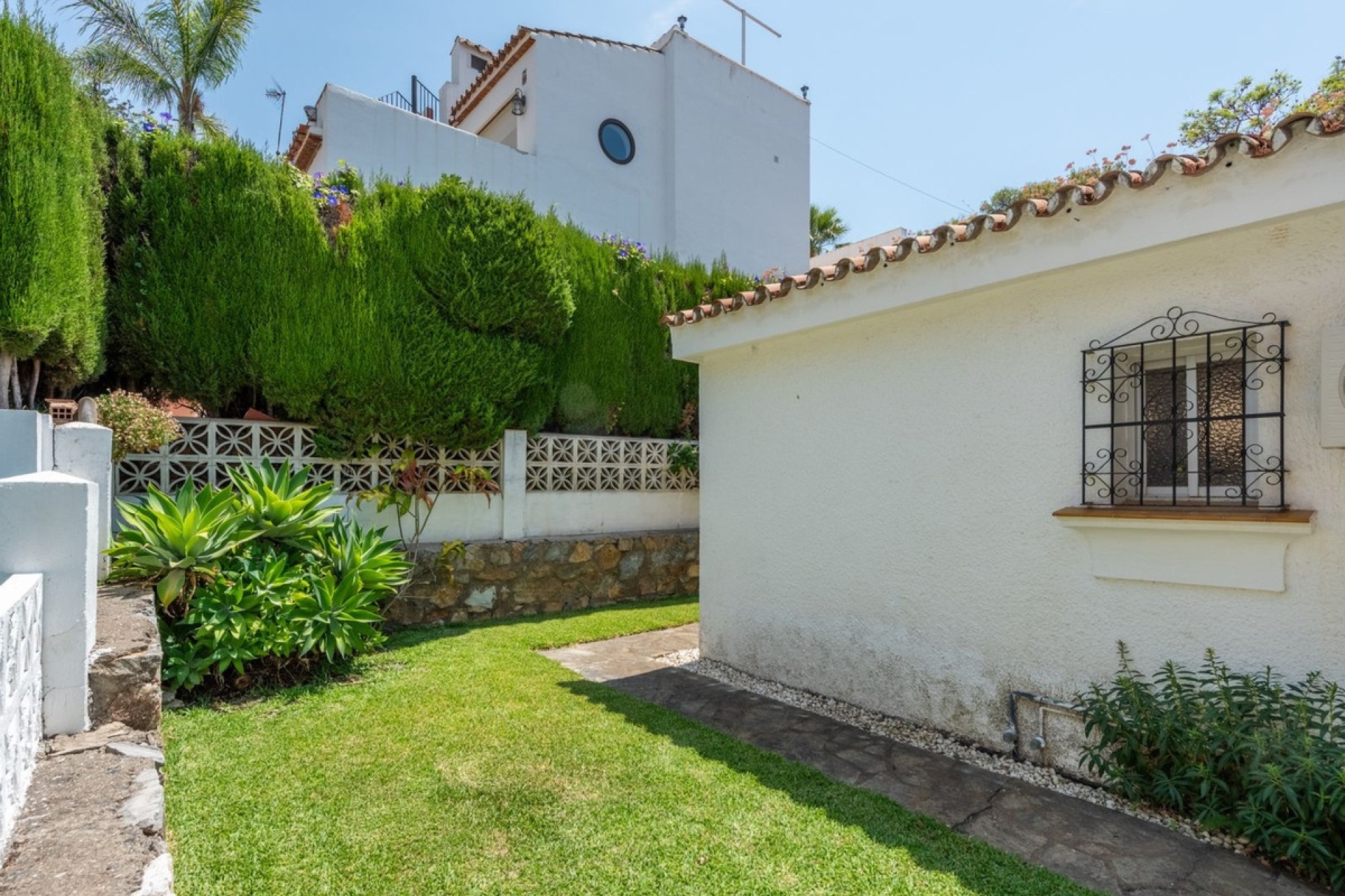 Wiederverkauf - Villa - Marbella - Nueva Andalucía