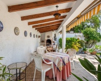 Wiederverkauf - Villa - Marbella - Nueva Andalucía