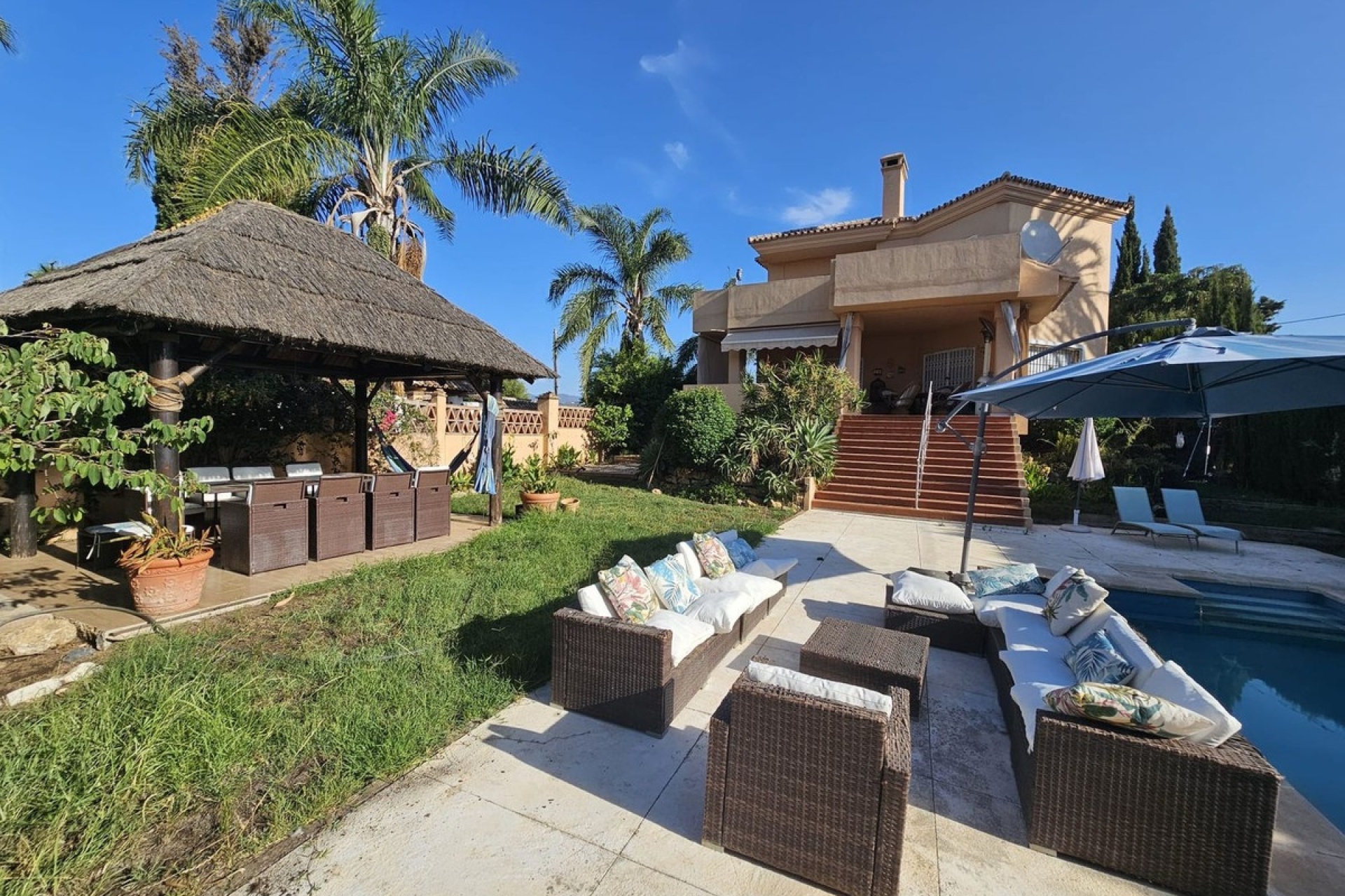 Wiederverkauf - Villa - Marbella - Nueva Andalucía