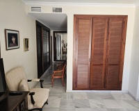 Wiederverkauf - Villa - Marbella - Nueva Andalucía