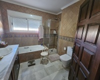 Wiederverkauf - Villa - Marbella - Nueva Andalucía