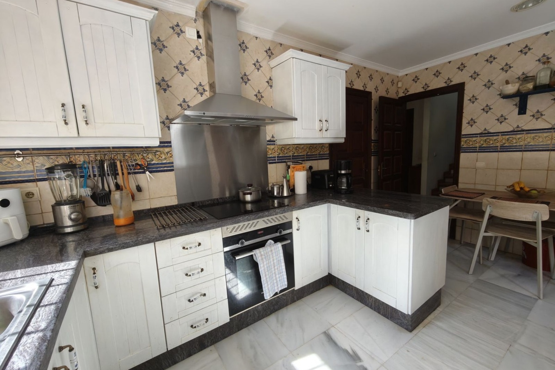 Wiederverkauf - Villa - Marbella - Nueva Andalucía