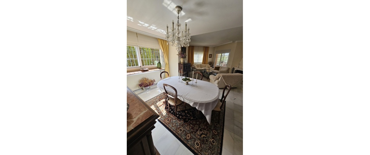 Wiederverkauf - Villa - Marbella - Nueva Andalucía
