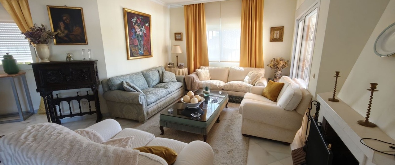 Wiederverkauf - Villa - Marbella - Nueva Andalucía
