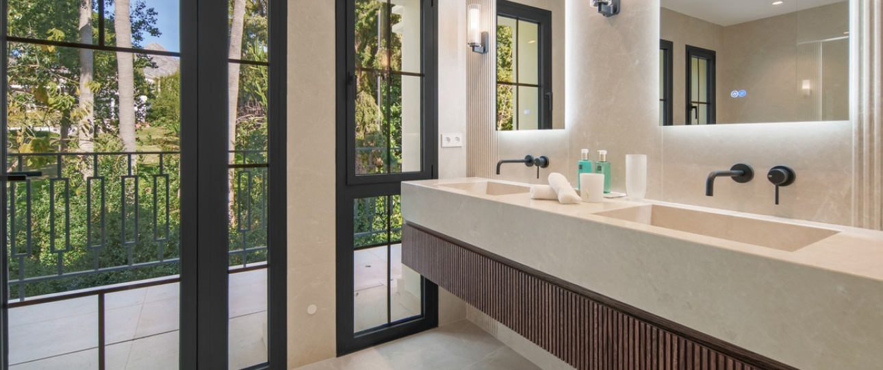 Wiederverkauf - Villa - Marbella - Nueva Andalucía