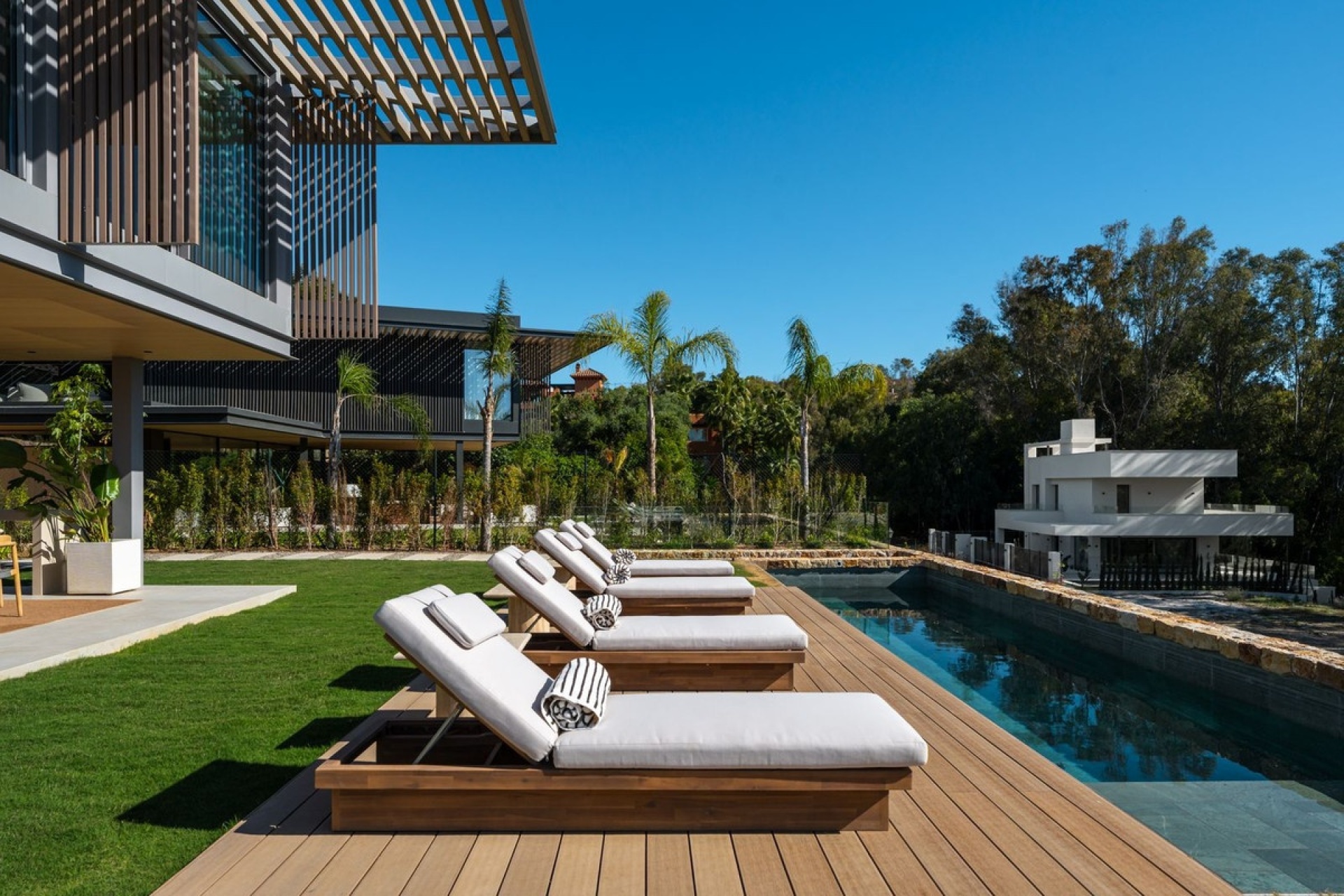 Wiederverkauf - Villa - Marbella - Nueva Andalucía