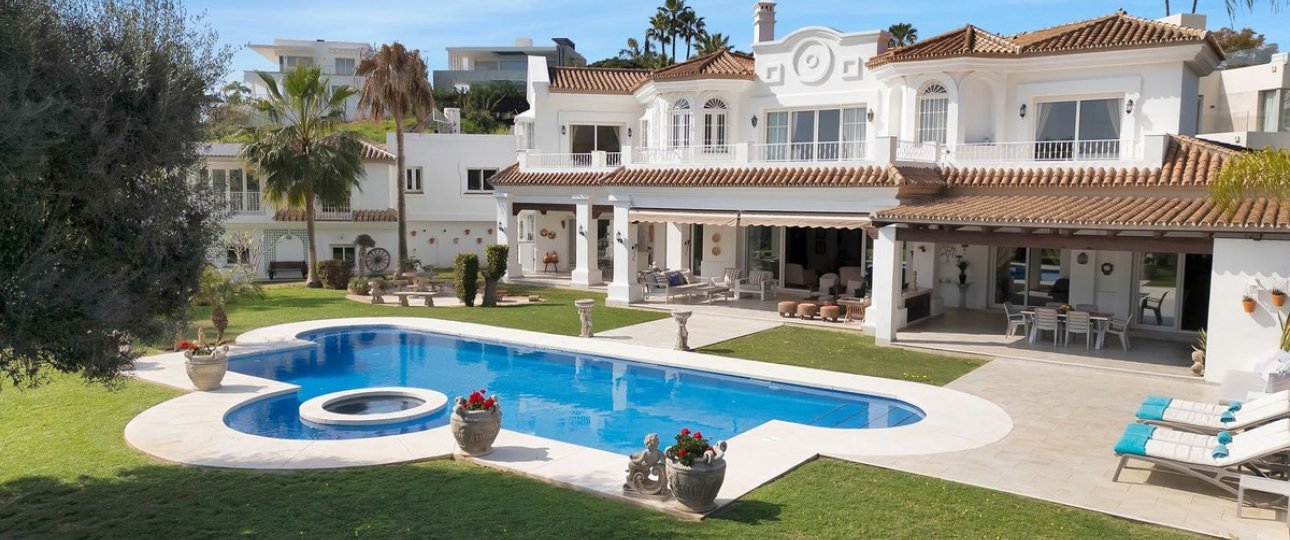 Wiederverkauf - Villa - Marbella - Nueva Andalucía
