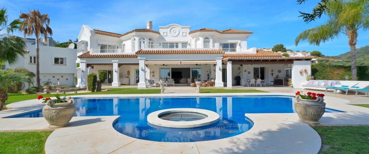 Wiederverkauf - Villa - Marbella - Nueva Andalucía
