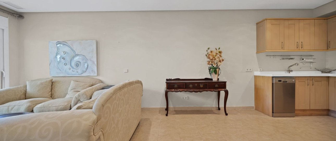 Wiederverkauf - Villa - Marbella - Nueva Andalucía