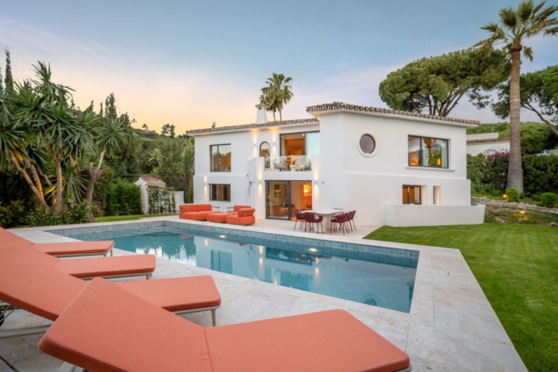 Wiederverkauf - Villa - Marbella - Nueva Andalucía