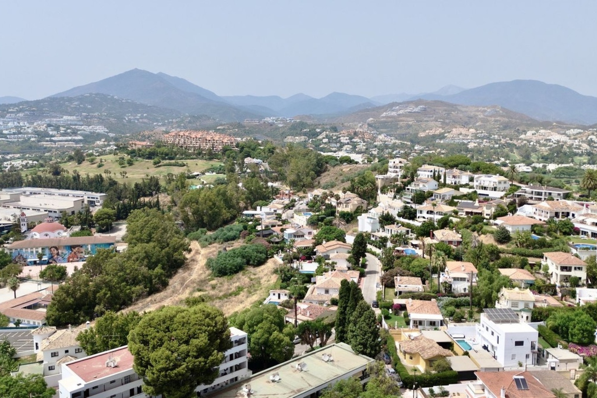 Wiederverkauf - Villa - Marbella - Nueva Andalucía
