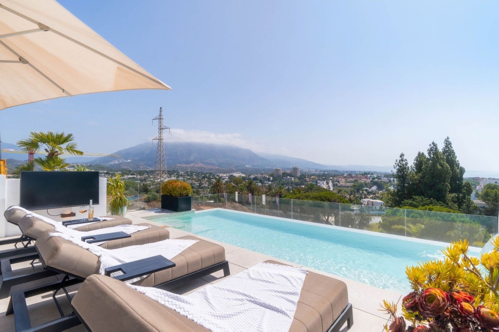 Wiederverkauf - Villa - Marbella - Nueva Andalucía