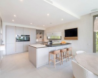 Wiederverkauf - Villa - Marbella - Nueva Andalucía