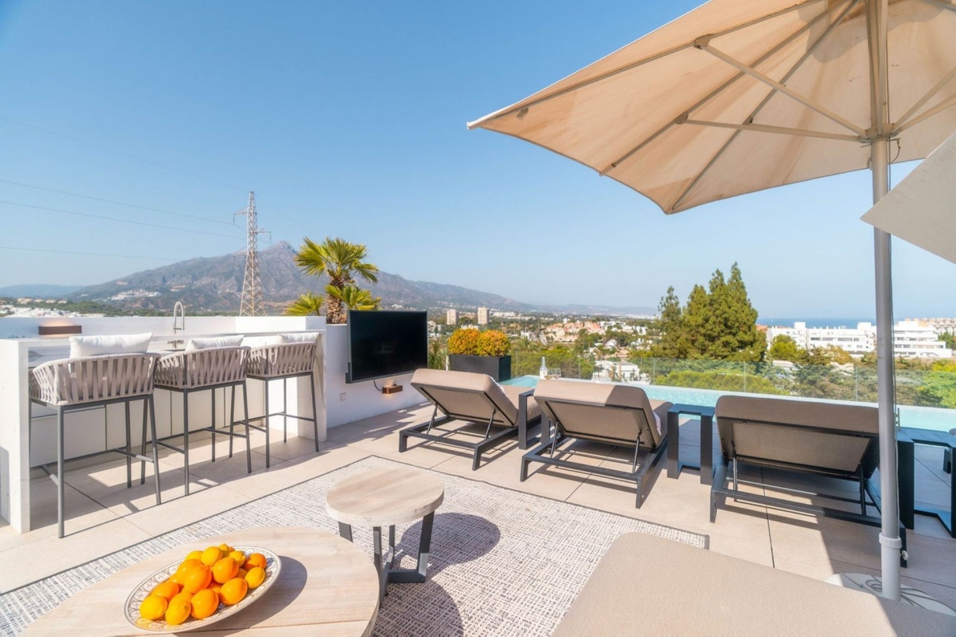 Wiederverkauf - Villa - Marbella - Nueva Andalucía