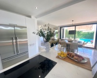 Wiederverkauf - Villa - Marbella - Nueva Andalucía