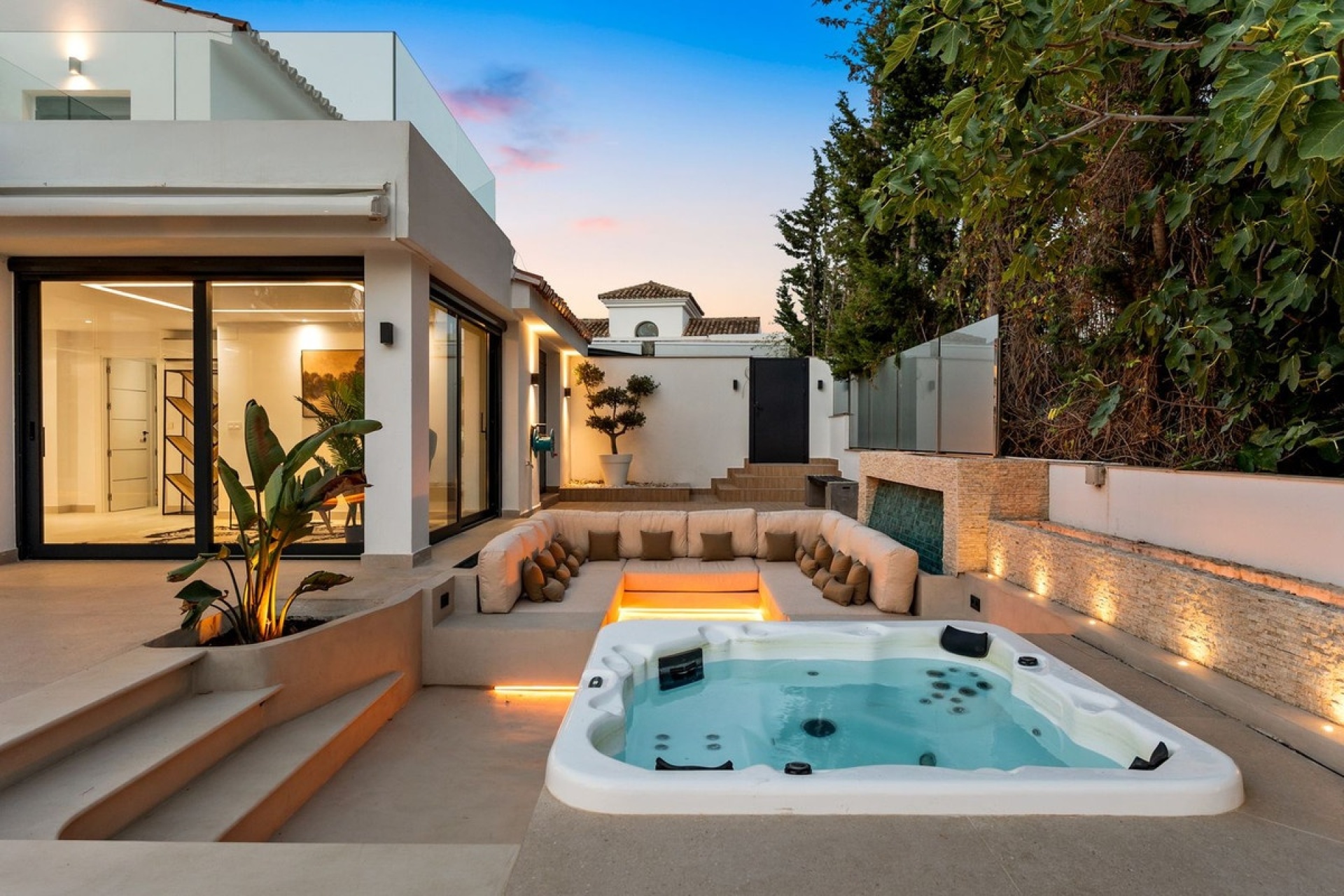 Wiederverkauf - Villa - Marbella - Nueva Andalucía