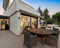 Wiederverkauf - Villa - Marbella - Nueva Andalucía