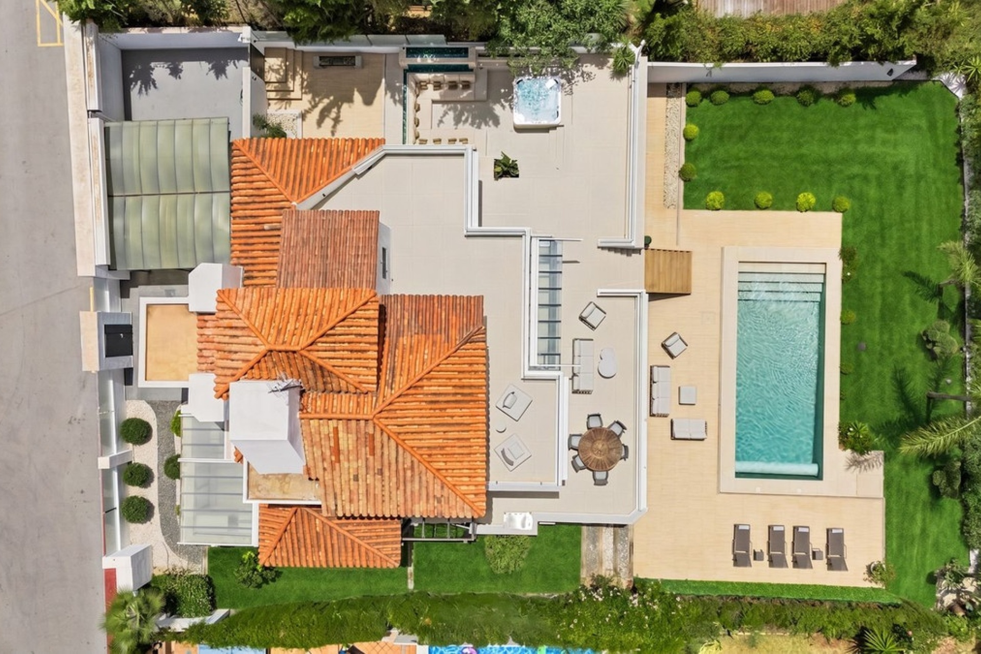 Wiederverkauf - Villa - Marbella - Nueva Andalucía