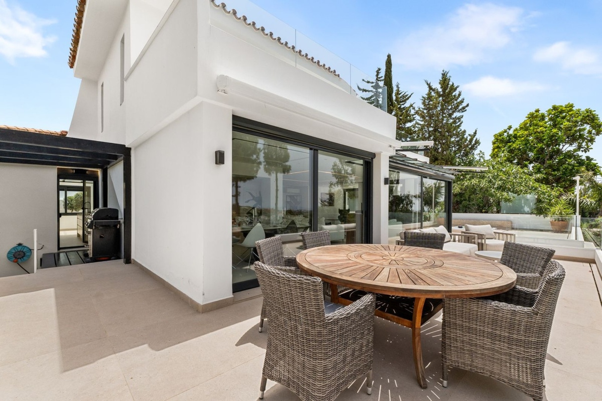 Wiederverkauf - Villa - Marbella - Nueva Andalucía