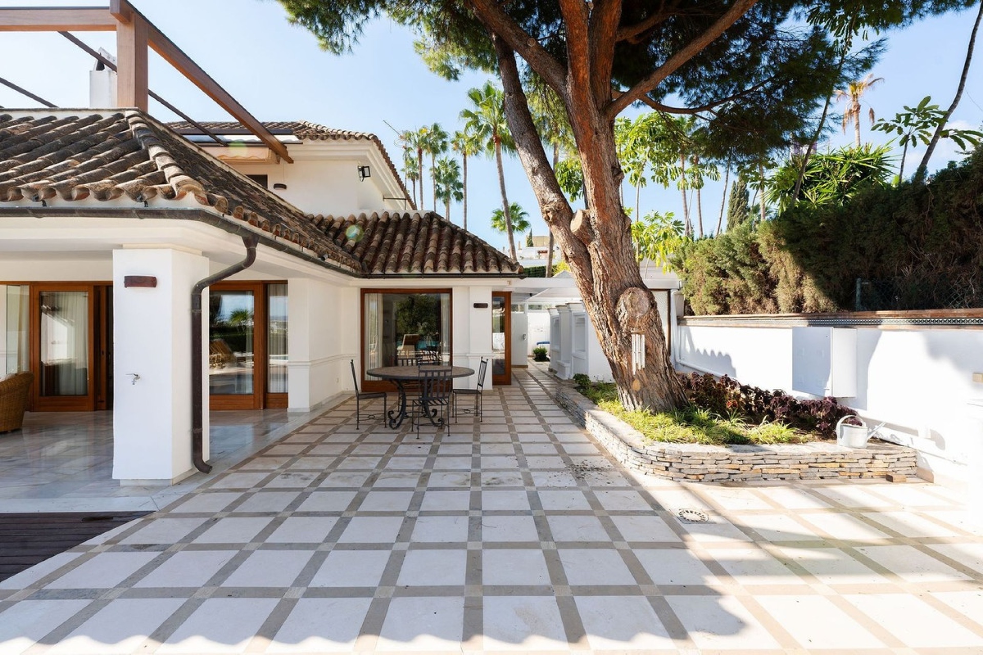 Wiederverkauf - Villa - Marbella - Nueva Andalucía