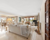 Wiederverkauf - Villa - Marbella - Nueva Andalucía