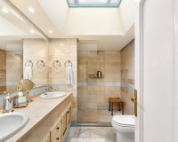 Wiederverkauf - Villa - Marbella - Nueva Andalucía