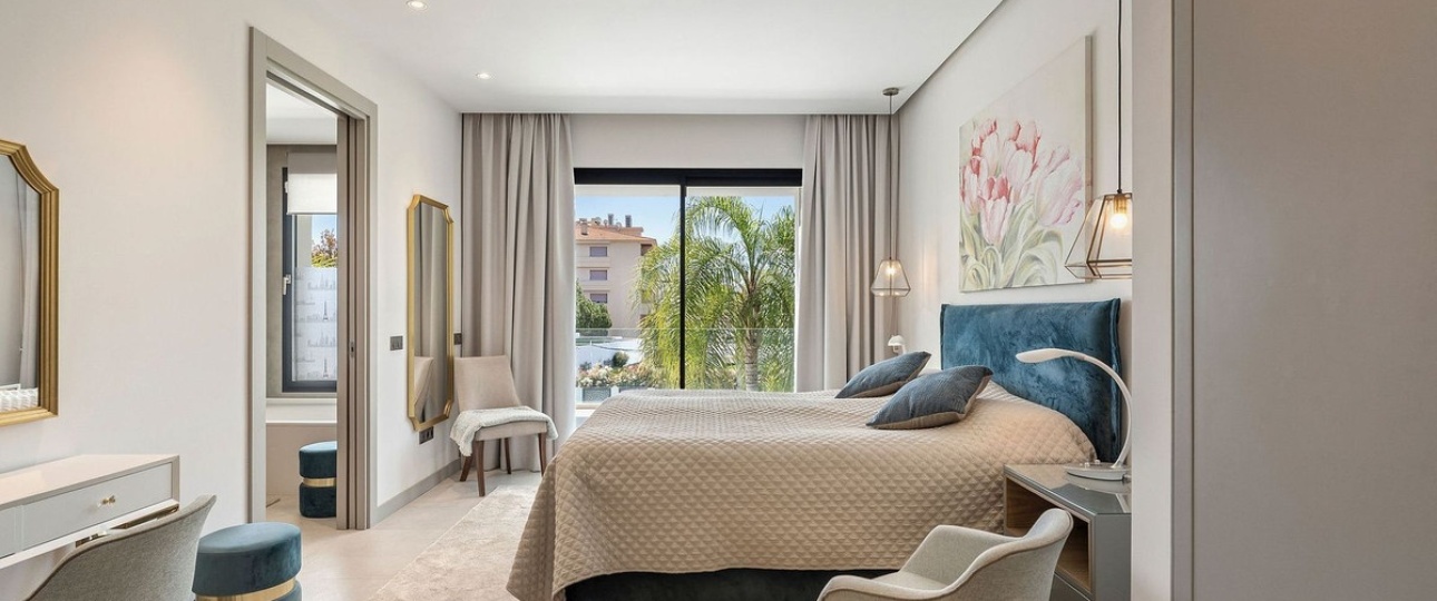 Wiederverkauf - Villa - Marbella - Nueva Andalucía