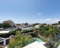 Wiederverkauf - Villa - Marbella - Nueva Andalucía