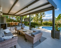Wiederverkauf - Villa - Marbella - Nueva Andalucía